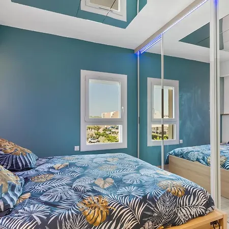 Apartment Blue Luxury House Port Nature Naturiste